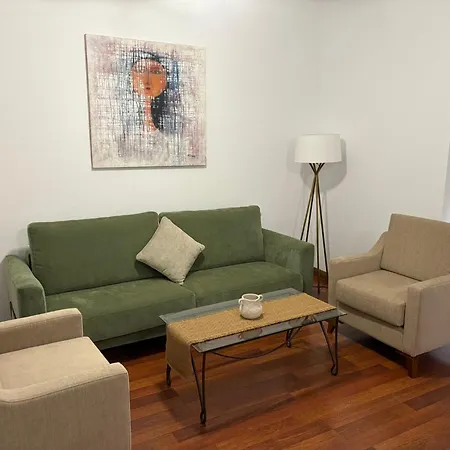 Bhost Apartment *